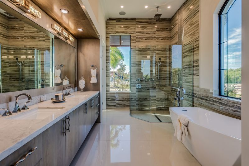 Luxurious Master Bathrooms